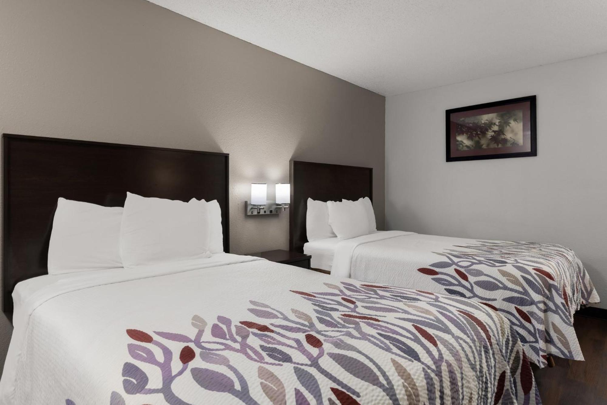 Red Roof Inn & Suites Savannah Airport Pooler Exterior foto