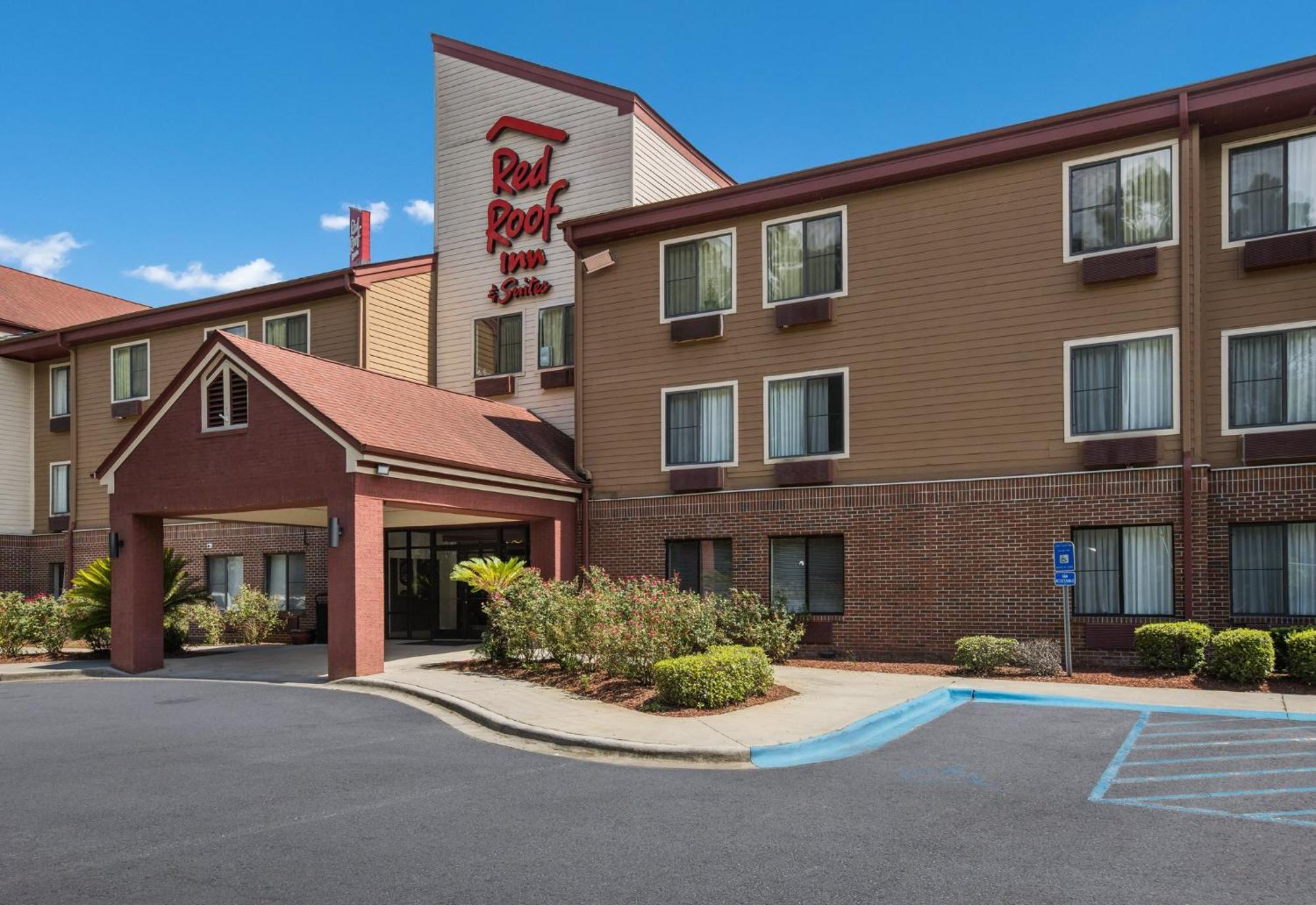 Red Roof Inn & Suites Savannah Airport Pooler Exterior foto