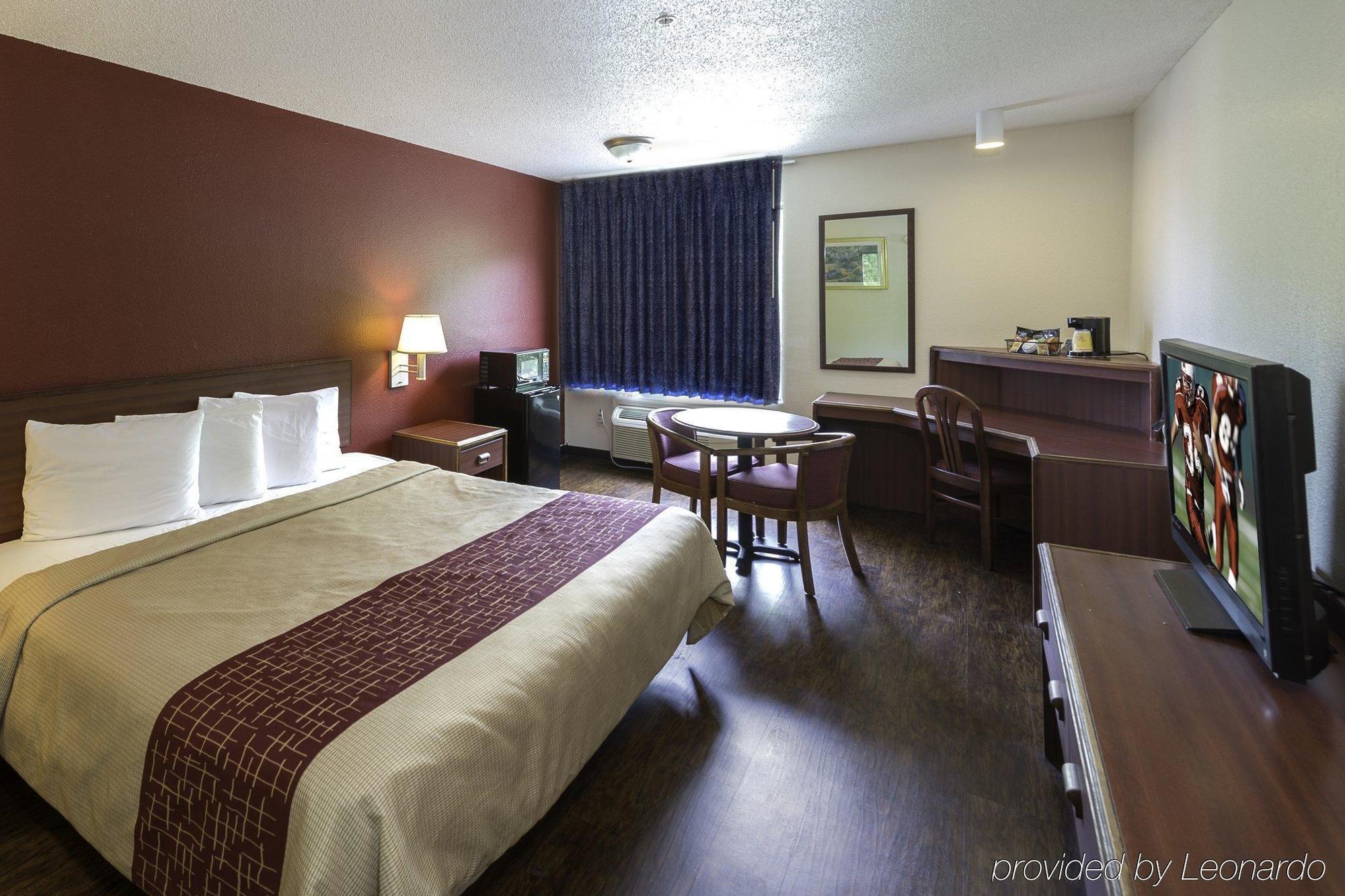 Red Roof Inn & Suites Savannah Airport Pooler Exterior foto
