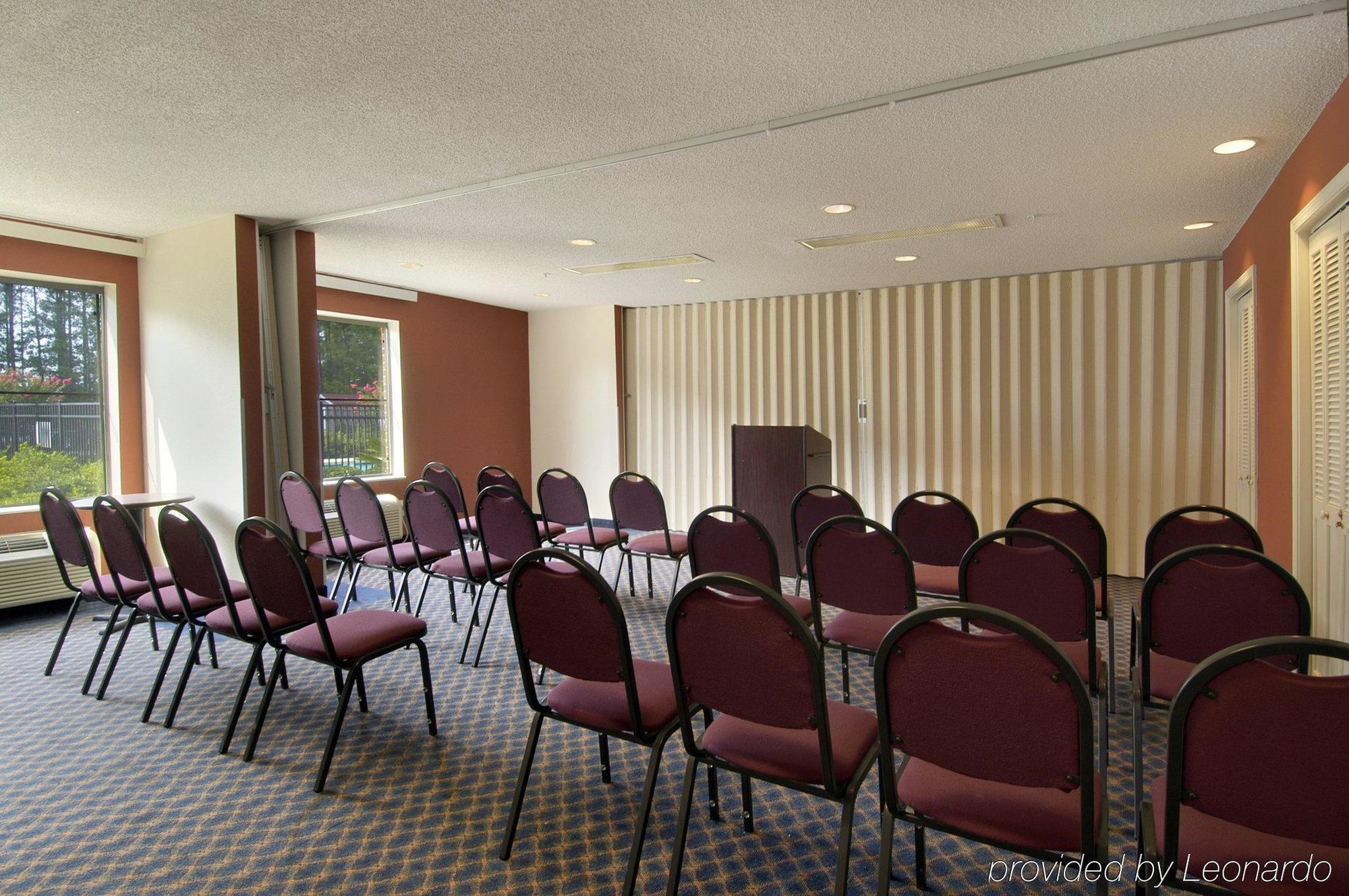 Red Roof Inn & Suites Savannah Airport Pooler Exterior foto
